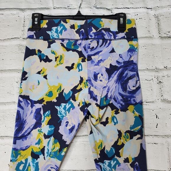 Aerie Hi Rise Navy Floral Print Leggings Medium - Picture 5 of 8